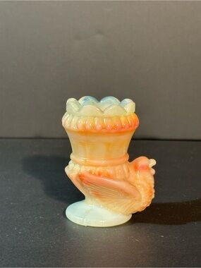 Boyd Glass Pink Peach White Opalescent Slag Bird Chicken Basket Toothpick Holder